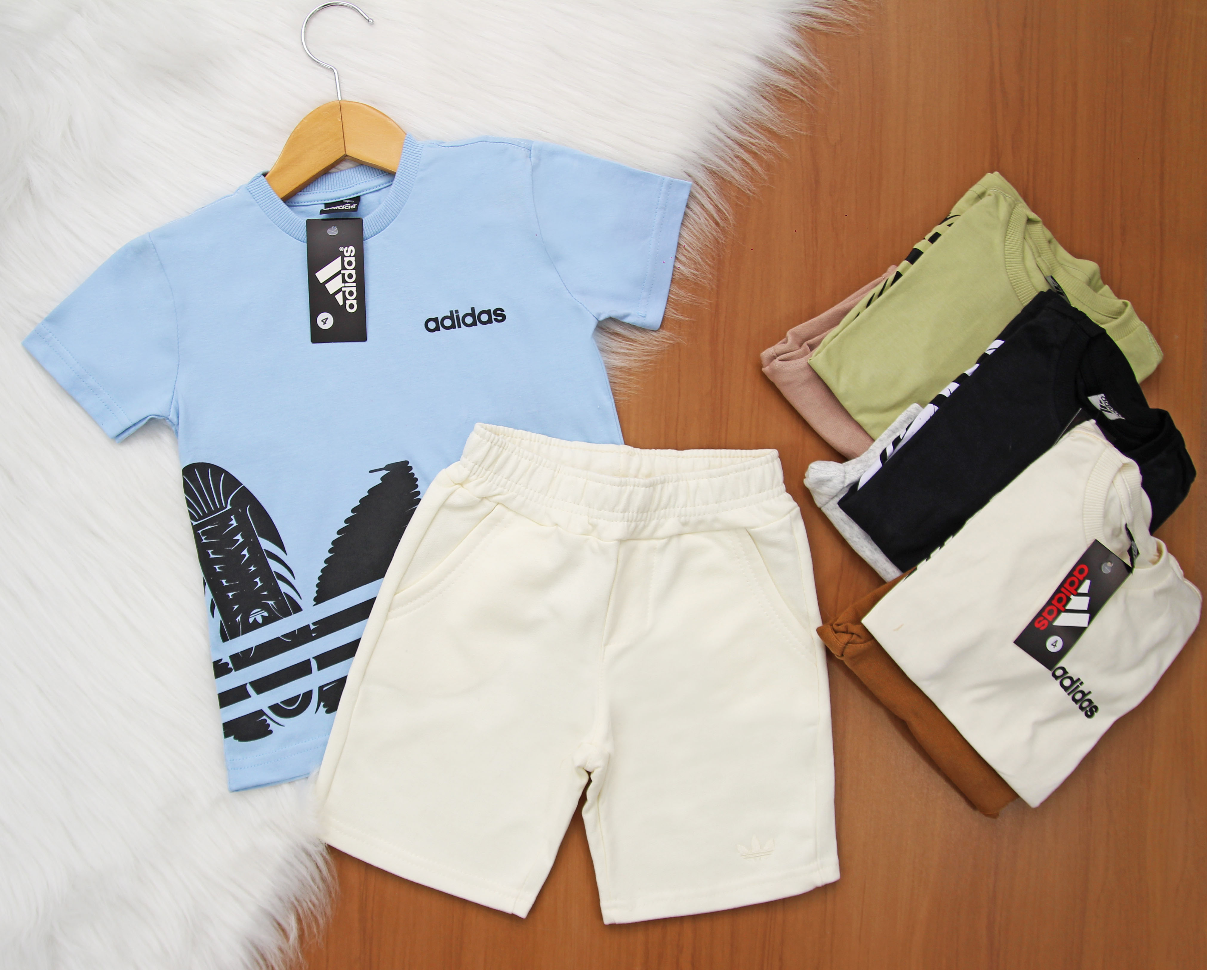 Cj. Add Short Moletom T