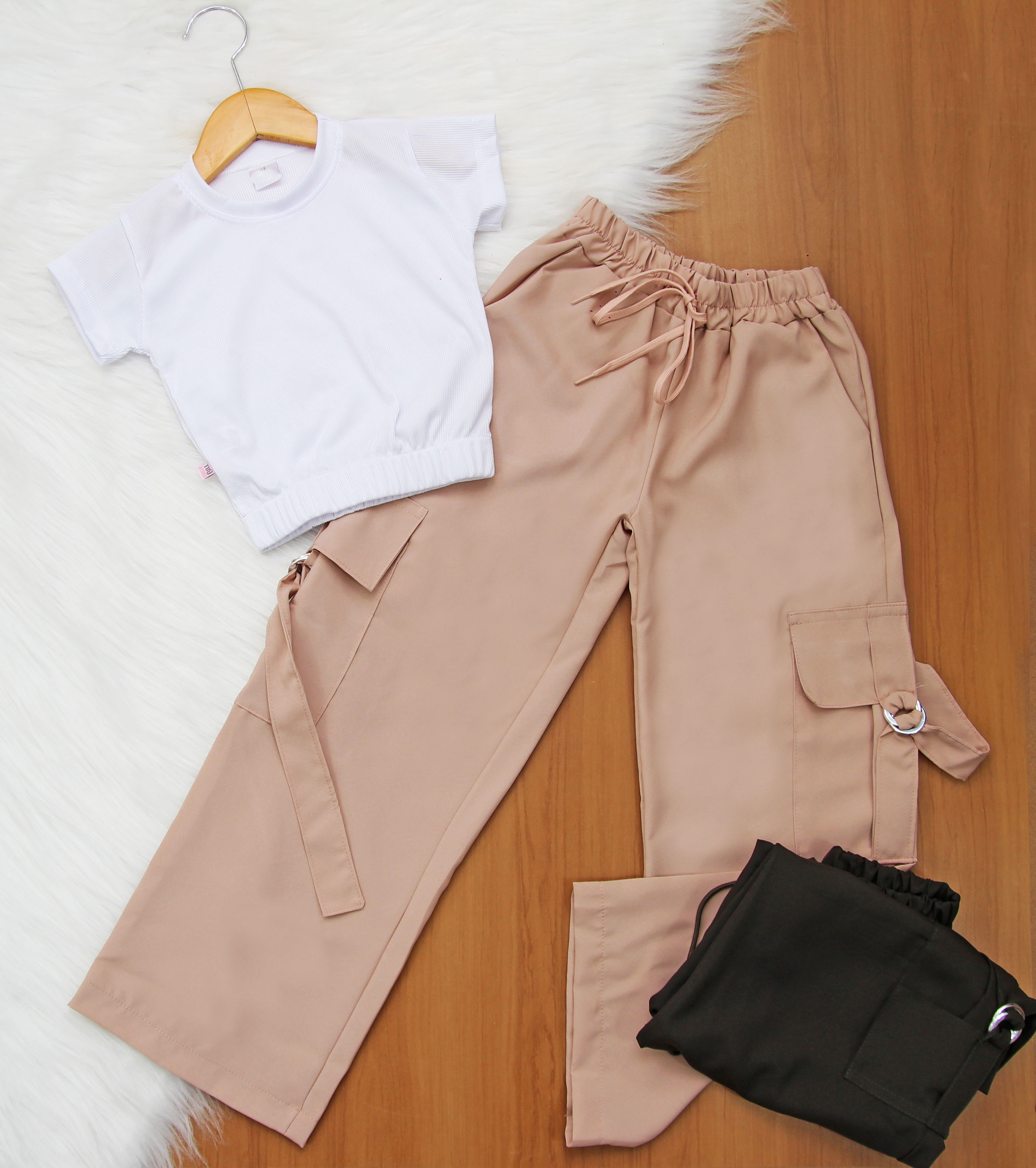 Cj. Calça Wide Cargo