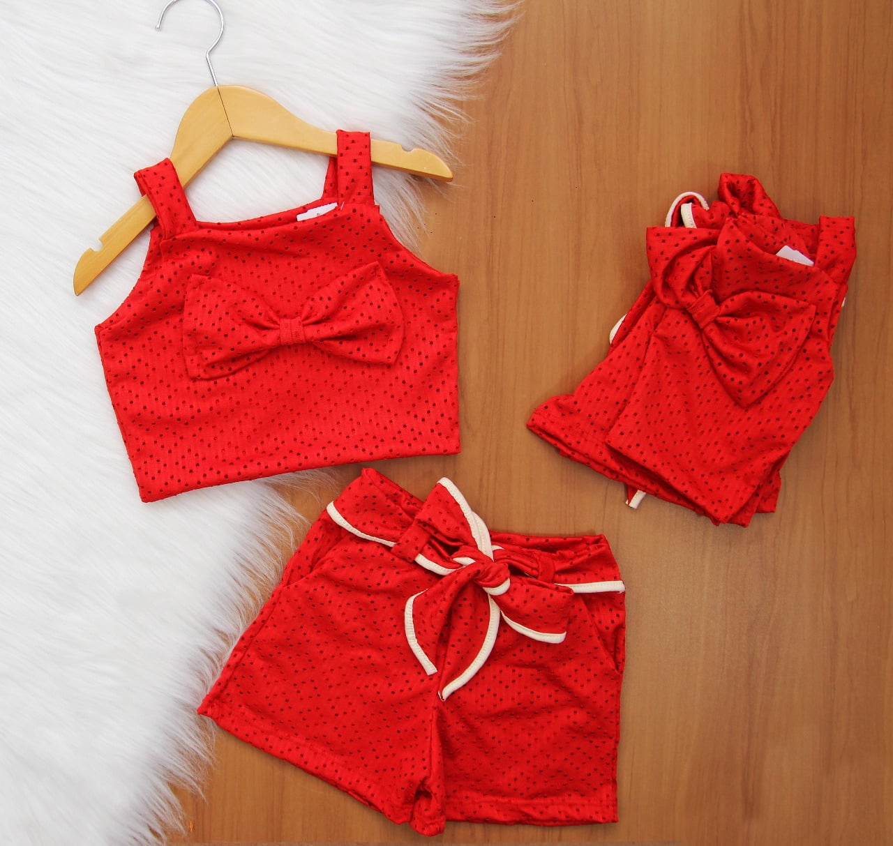 Cj. Cropped Laço com Short