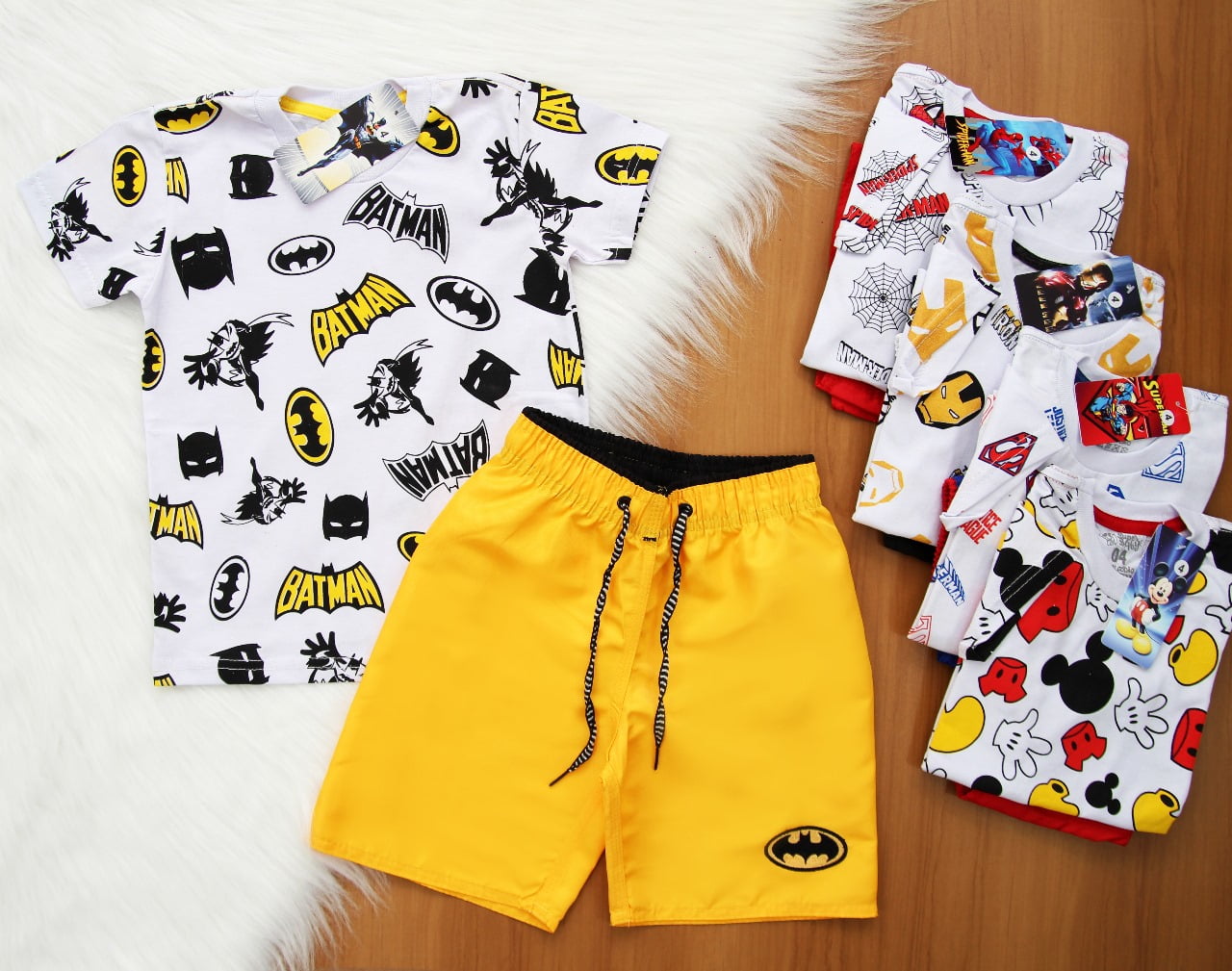 Cj. Heróis Short Bordado