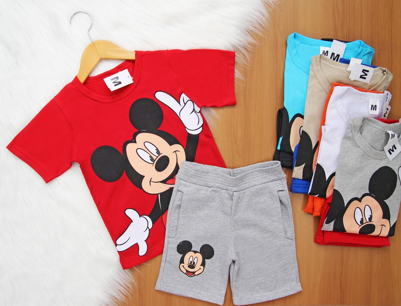 Cj. Mickey Short Moletom