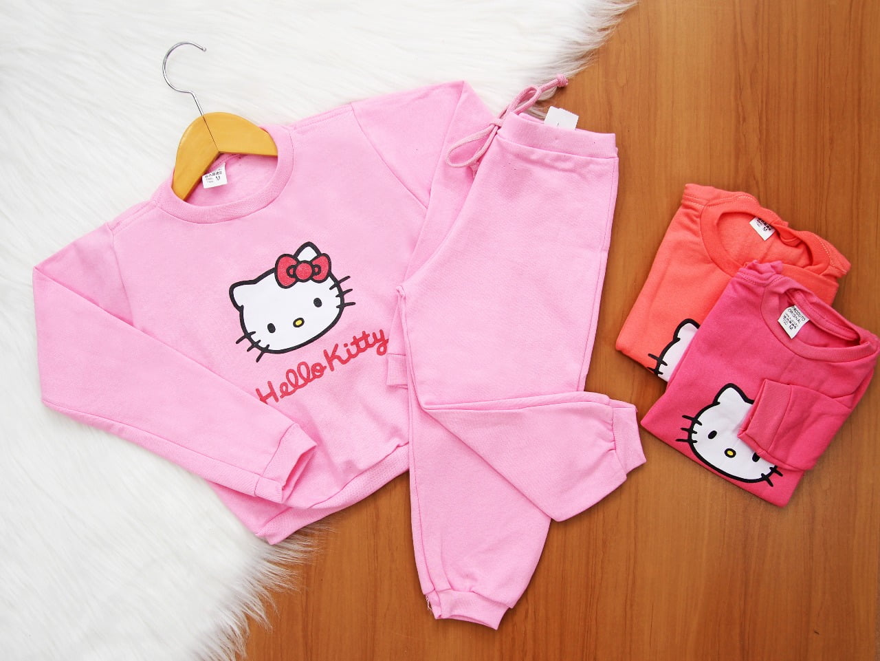 Cj. Moletom H. Kitty