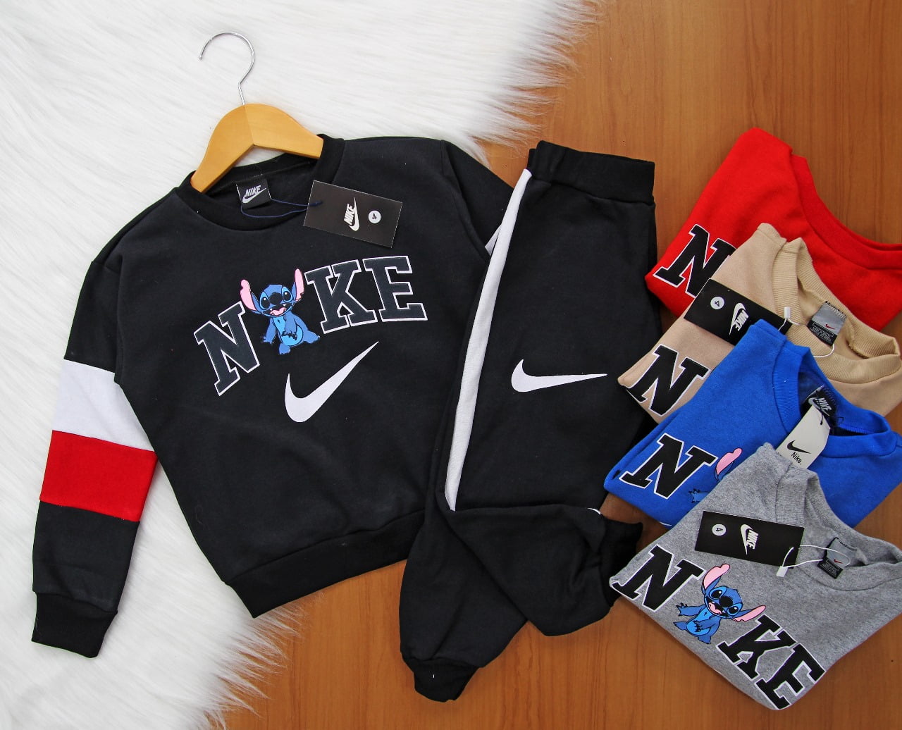 Cj. Moletom NK Stitch