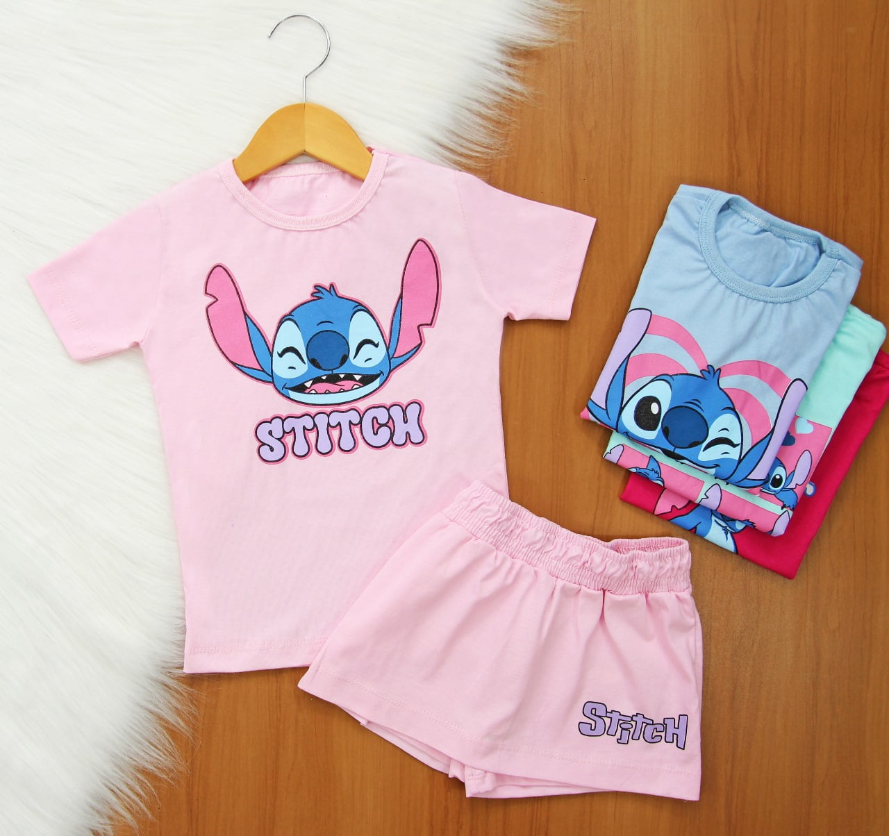 Cj. Stitch Short Saia 